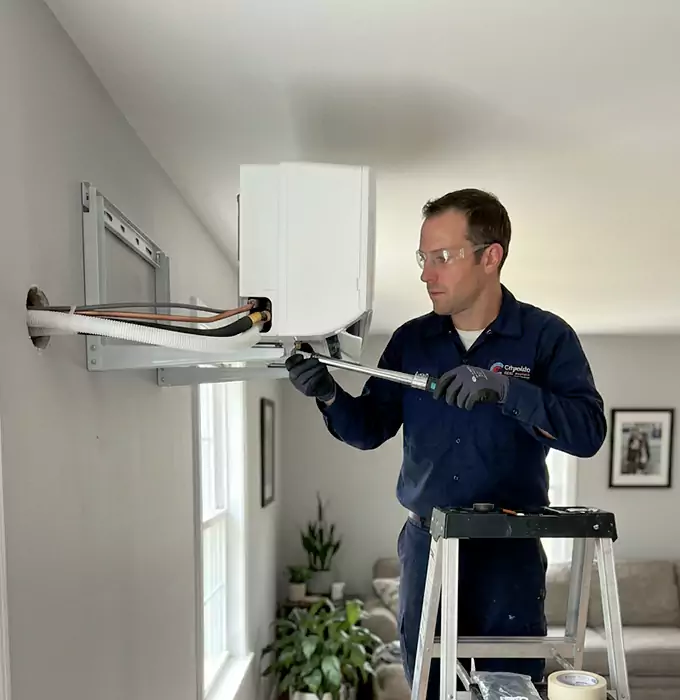 Why Salinas, CA Homeowners Choose HVAC Salinas When the AC Quits?
